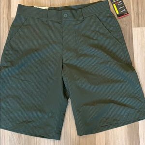Under Armor Golf green pinstripe shorts, size 32